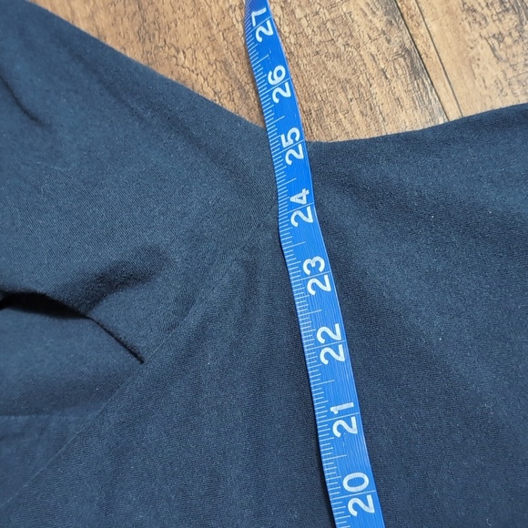 Yeti Built for the Wild Long Sleeve Tee Snowboarding Bear Size XXL in Navy Blue - Picture 8 of 9